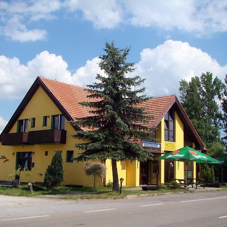 Restaurace Penzion Rafael Dlouha Brtnice ห้อง รูปภาพ