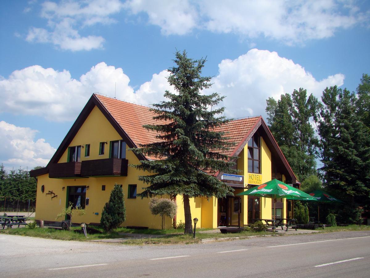 Restaurace Penzion Rafael Dlouha Brtnice ห้อง รูปภาพ