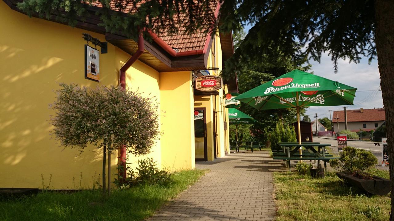 Restaurace Penzion Rafael Dlouha Brtnice ภายนอก รูปภาพ